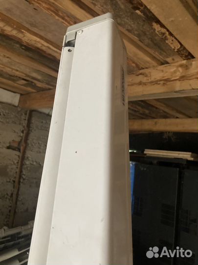 Экран для проектора Projecta ProScreen 200x200