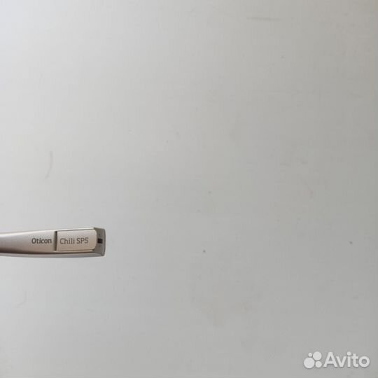 Продам слуховой аппарат Oticon