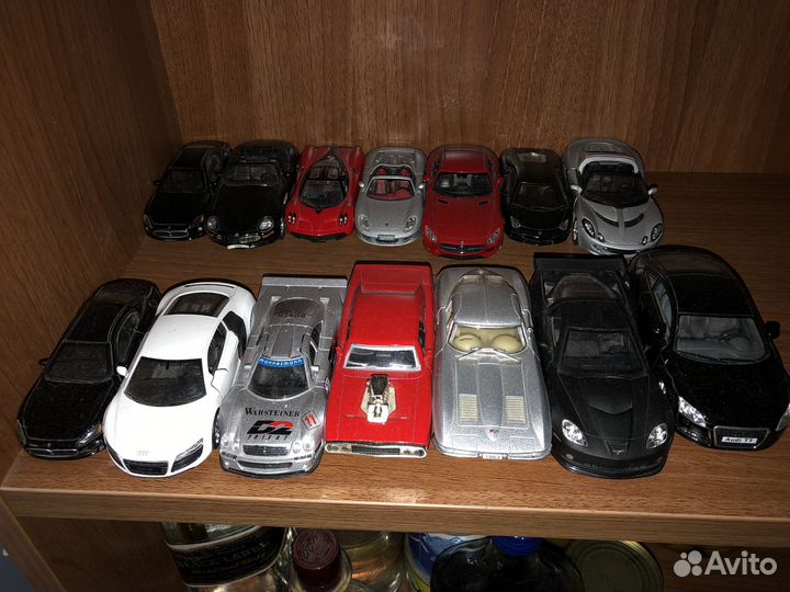 Коллекция моделей автомобилей