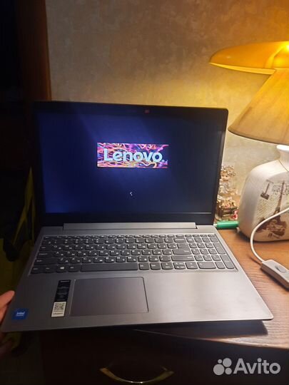 Продается ноутбук