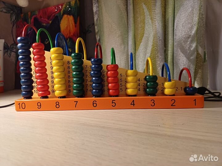 Игрушка для детей пирамидка 