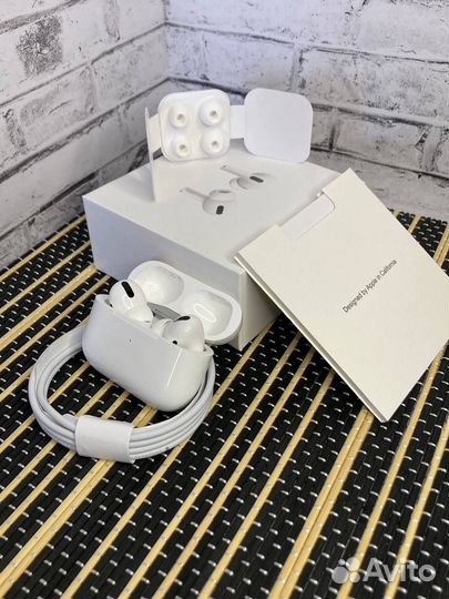 AirPods Pro « Чехол / Доставка »