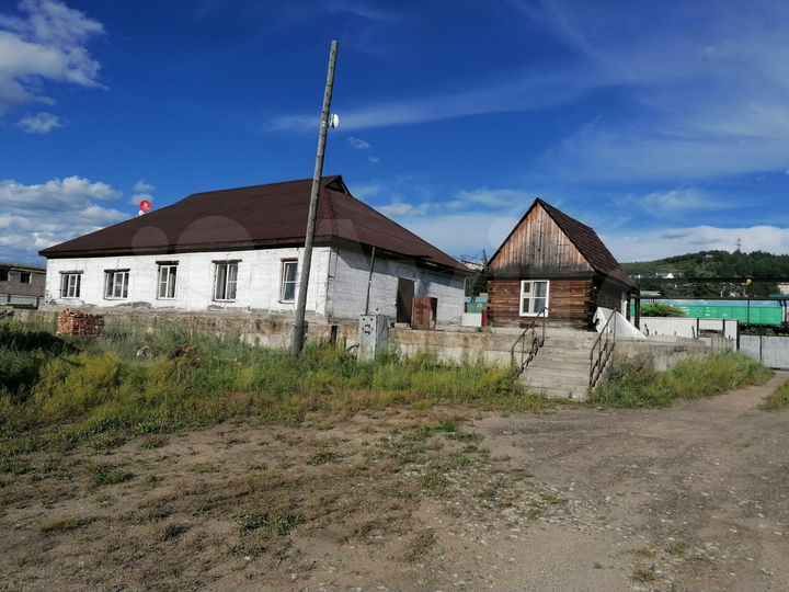 Дом 300 м² на участке 70 сот.