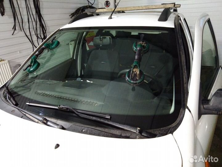 Лобовое стекло Гранта / Калина