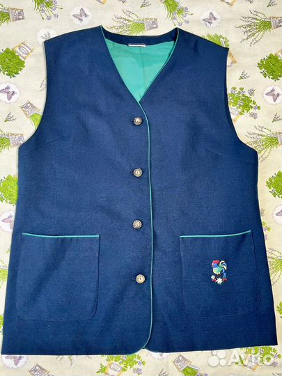 Баварская жилетка с петушком, 52, ог.116