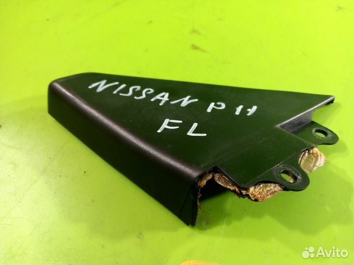 Крышка зеркала внутренняя для Nissan Primera P10