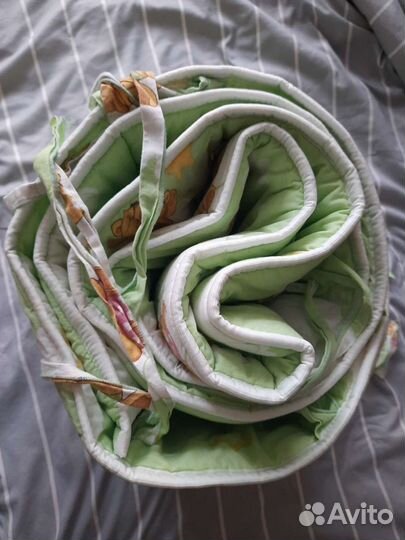 Бортики в детскую кроватку б/у