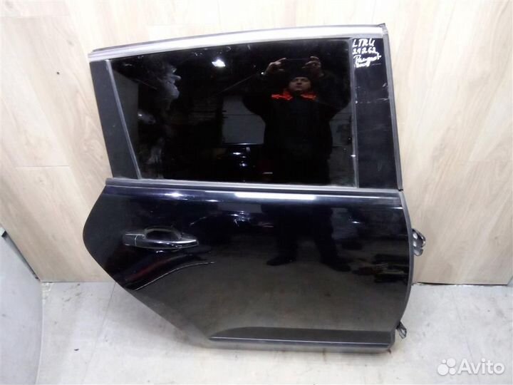 Дверь задняя правая от Peugeot 3008 2010-2016