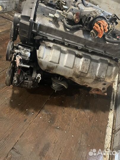 Двигатель на laurel 35