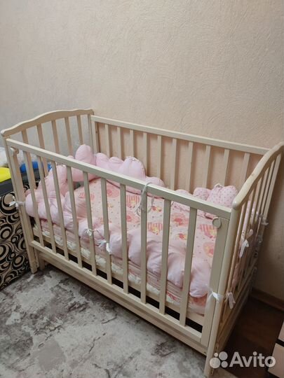Кроватка для новорожденных
