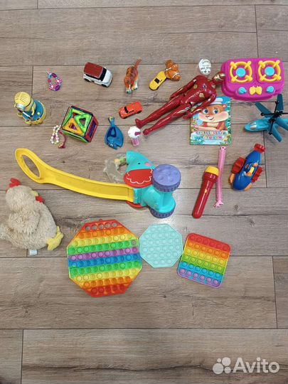 Пакет игрушек и слон Фишер прайс