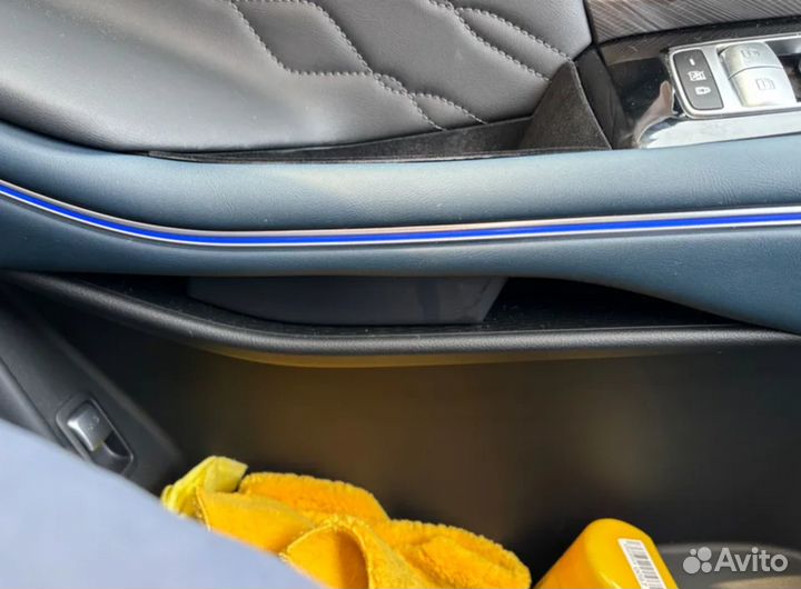 Кармашки в двери Voyah Free черные