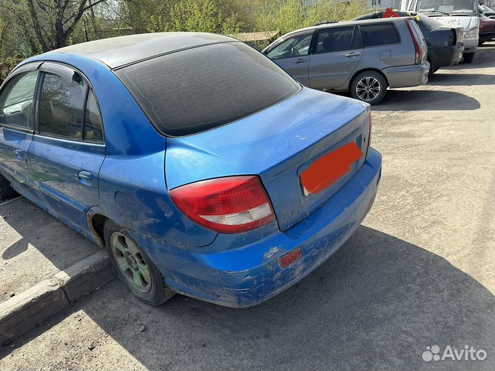 В разборе Киа рио 2 Kia rio 2