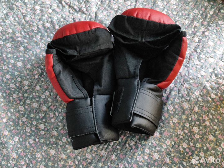 Перчатки для рукопашного боя