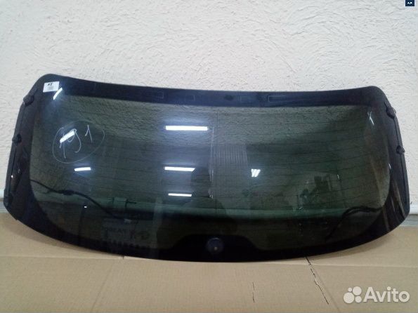 Стекло крышки багажника Lexus NX (2014-2021)