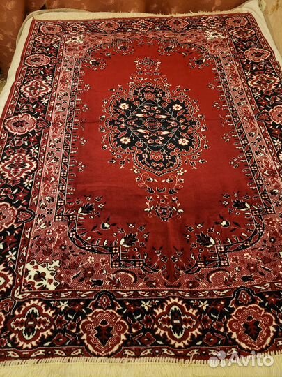 Дивандек на диван и накидки на кресла, подушки