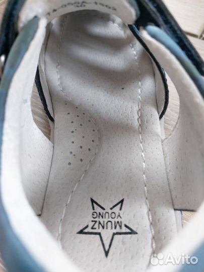 Сандали новые 30 размер