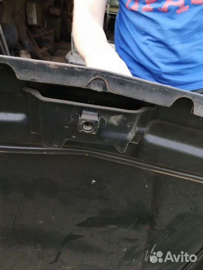 Капот газ 24-10