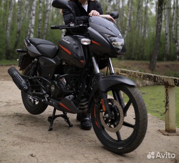 Bajaj pulsar 180