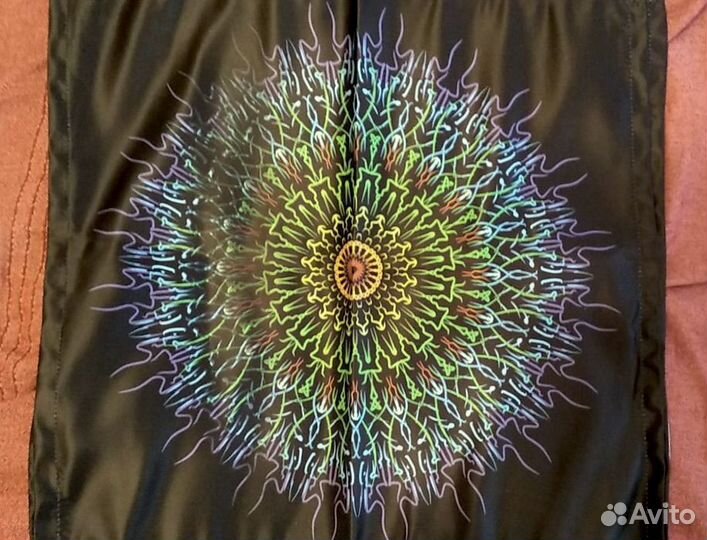 Полотно Мандала Светится в Ультрафиолете