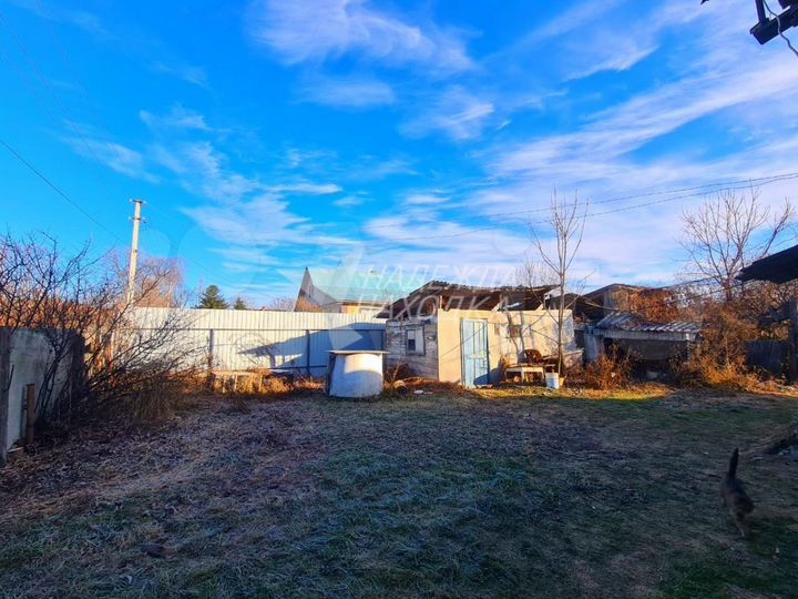 Дом 25,6 м² на участке 14,6 сот.