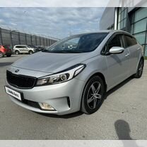 Kia Cerato 2.0 AT, 2018, 59 800 км, с пробегом, цена 1 740 000 руб.