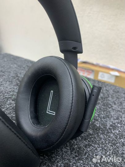 Беспроводная гарнитура xbox Wireless Headset