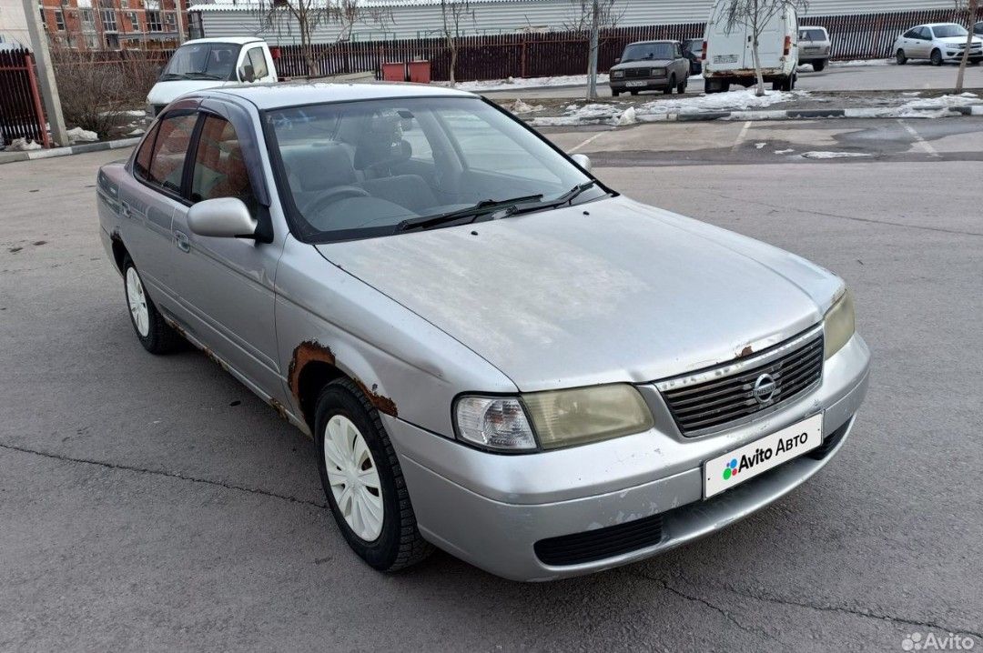 Nissan Sunny: фото владельца