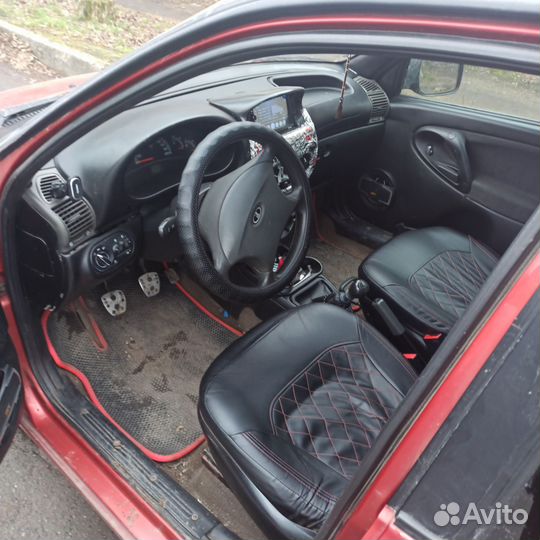 LADA Kalina 1.6 МТ, 2006, 247 000 км