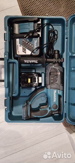 Перфоратор Makita DHR202RF LXT 18V