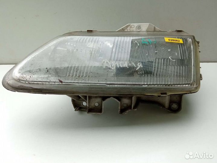 Фара передняя левая Renault Laguna 1