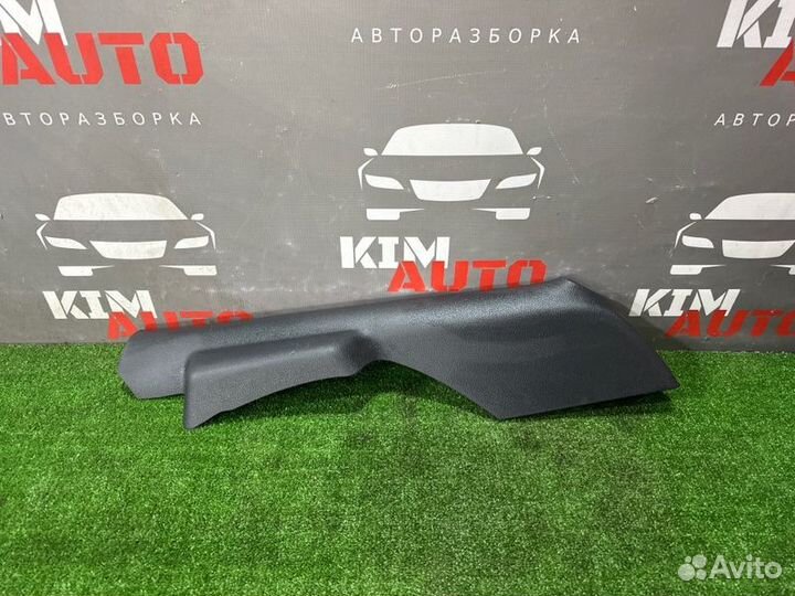 Накладка задней стойки Volkswagen Polo 5 