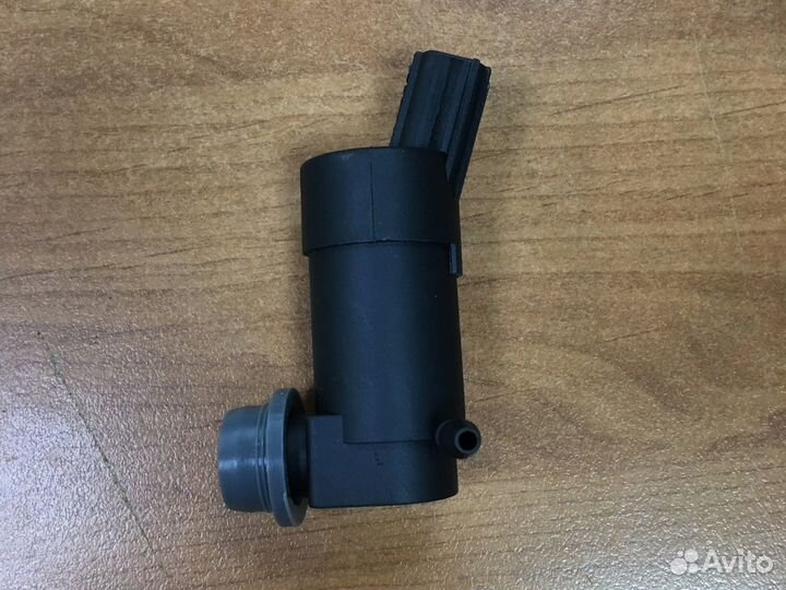 Мотор омывателя лобового стекла Ford Focus 2