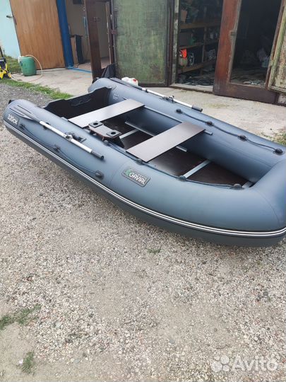 Лодка пвх Гавиан 3200