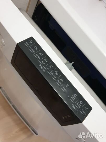 Посудомоечная машина Midea