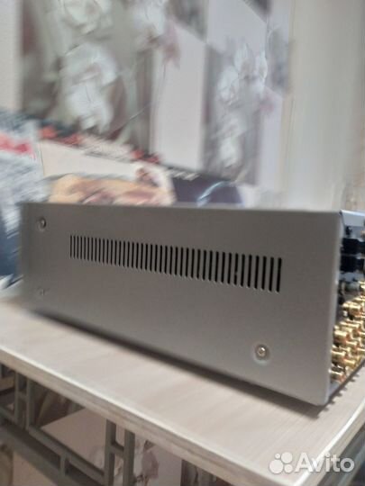 Продам ресивер Arcam AVR280