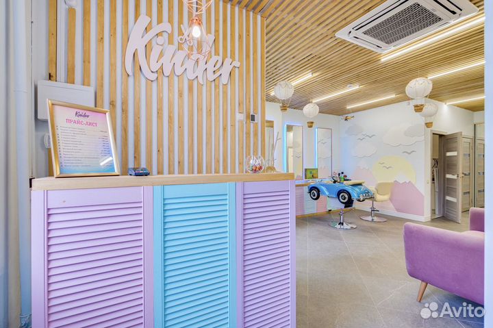 Стойка ресепшн