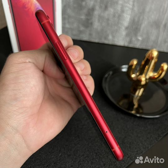 iPhone Xr, 64 ГБ