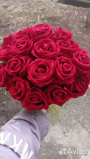 Розы искусственные