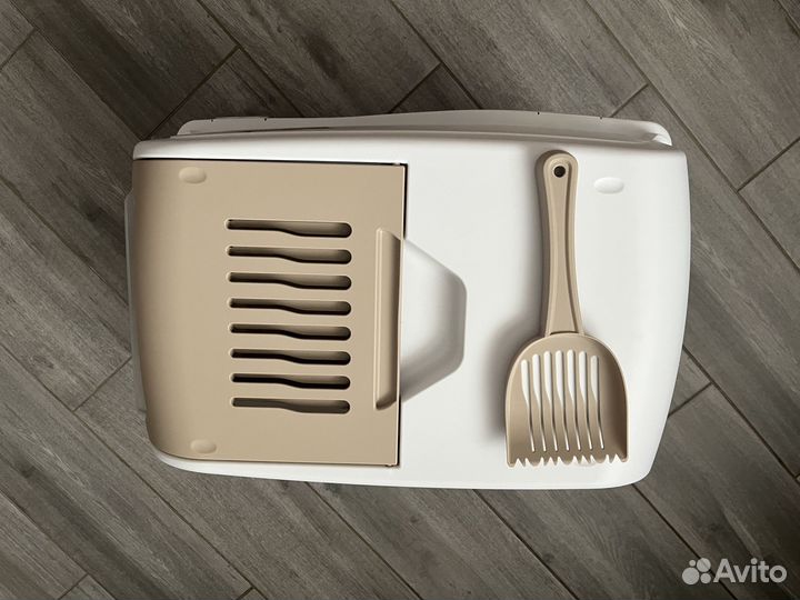 Закрытый лоток для кошек