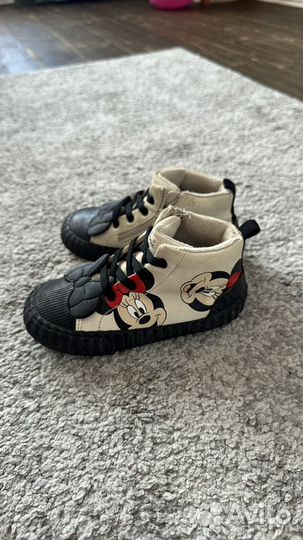 Кроссовки детски Zara