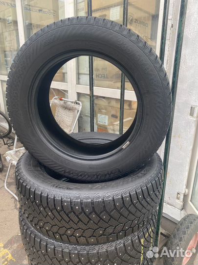 Gislaved Nord Frost 200 235/60 R18