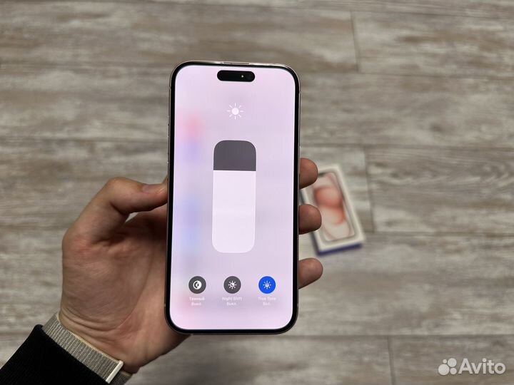 iPhone 15, 128 ГБ