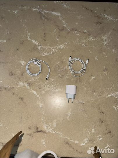 Блок 20w + кабель на iPhone original