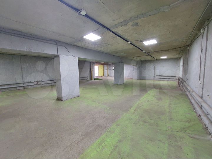 Склад, 629 м²