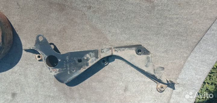 Кожух ремня грм Ford Fiesta 1.25 с 2