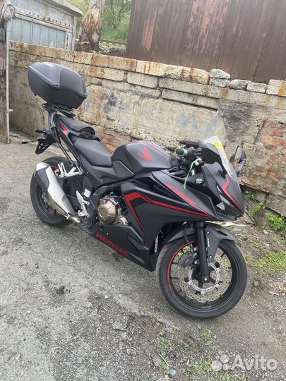 Мотоцыкл Honda CBR400 R ABS