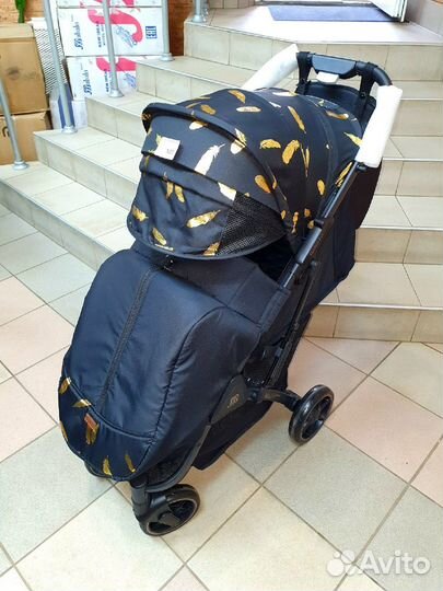 Прогулочная коляска складная