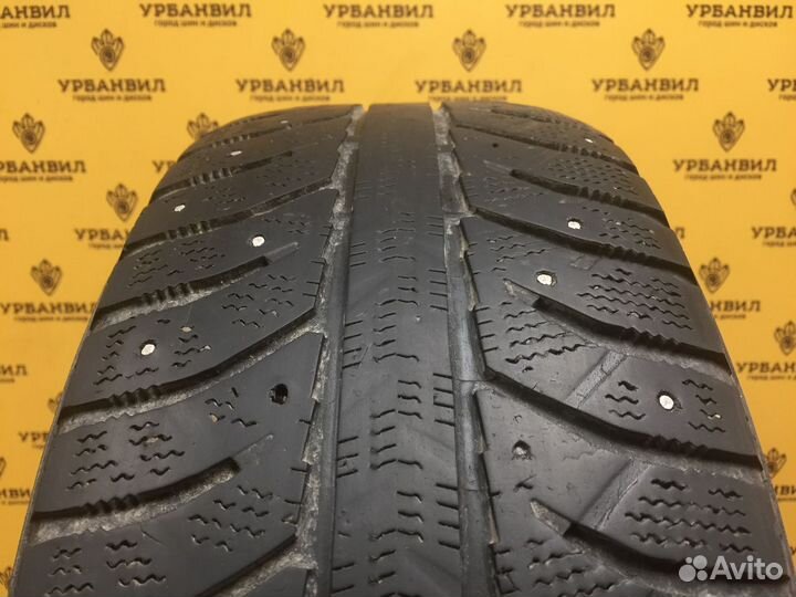 Bridgestone Ice Cruiser 7000 205/65 R15 94T