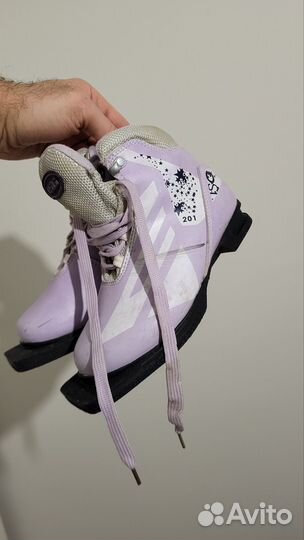 Лыжные ботинки 32